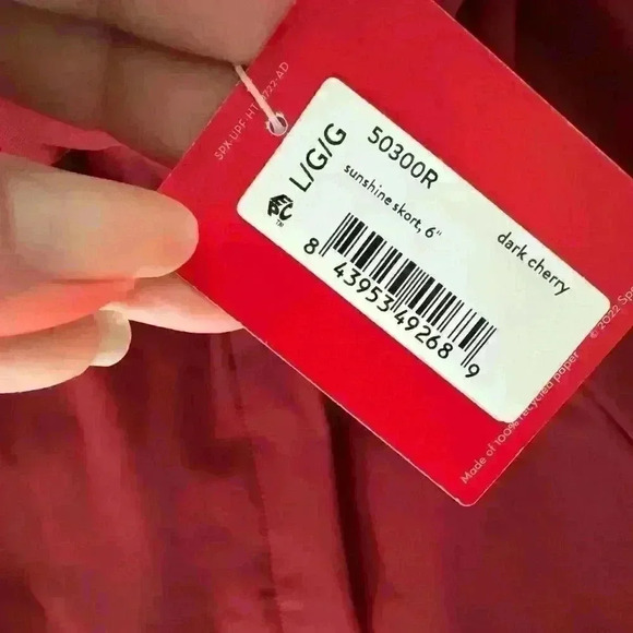 NWT SPANX Sunshine Skort, 6" Sz L in dark cherry - Picture 5 of 5